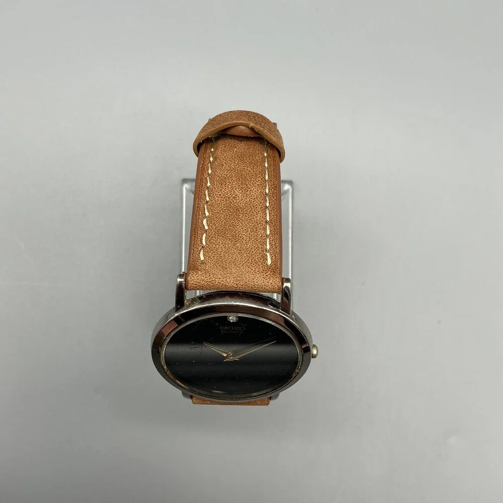 Vintage Seiko 7N00-8A49 Mens Watch 34mm Black Dial Diamond Leather New Battery